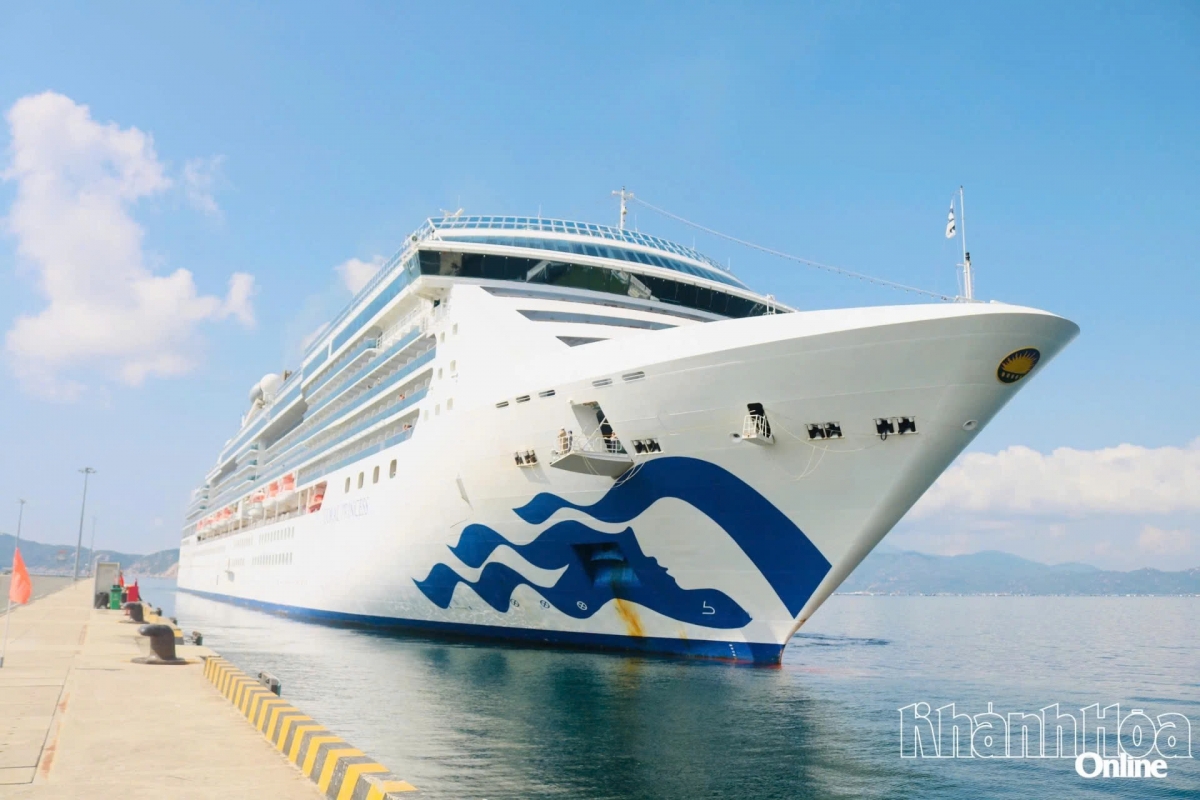 Coral Princess brings 1,800 international visitors to Khanh Hoa